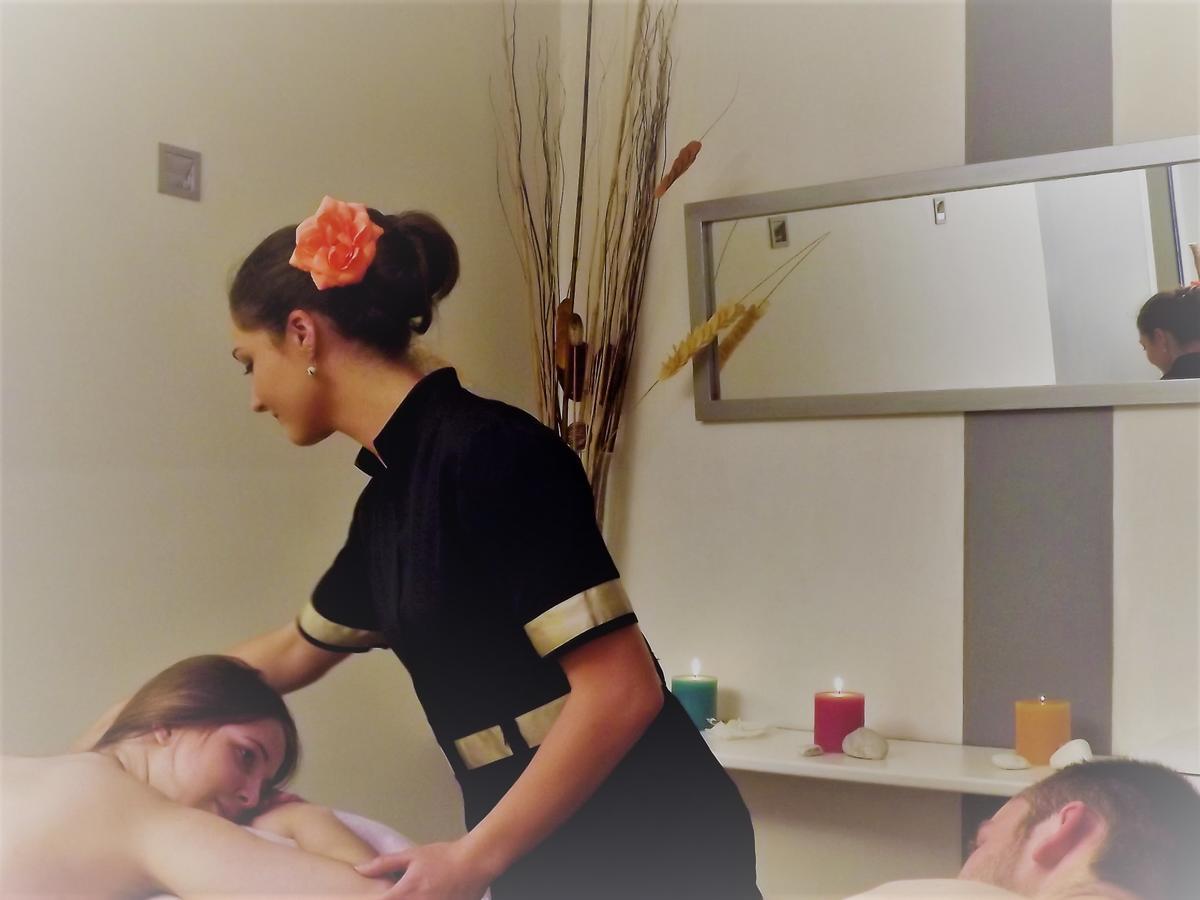 Bellaforme Suites&Spa Champcevinel 外观 照片
